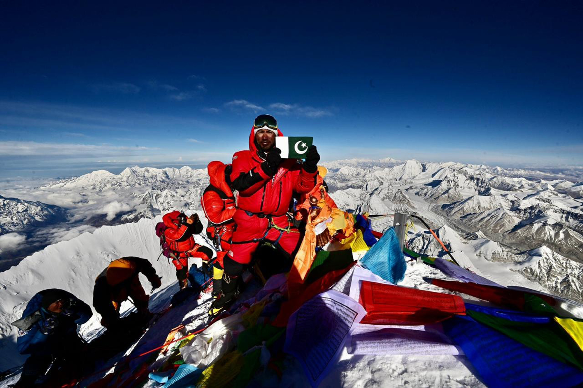 Mount Everest 8864m